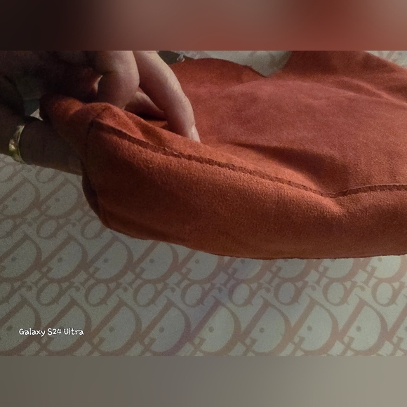 Mali Lili Ali Small Vegan Leather HoboBag NWT in Rust color - Picture 12 of 16